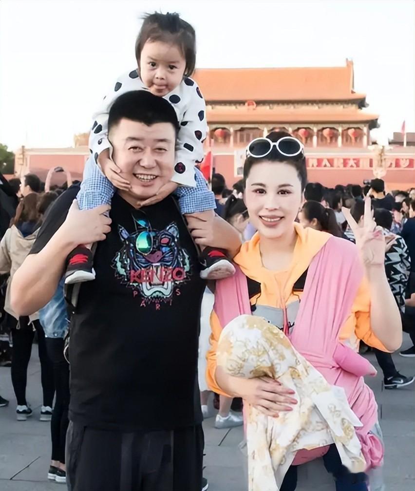 她和奥运冠军马琳离婚分走千万，再婚嫁给金融学霸，如今怎样了？