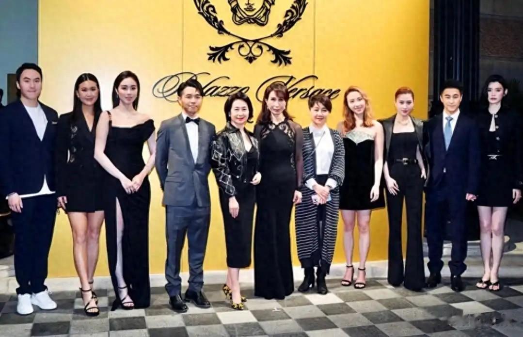 赌王女儿何超云心情没受影响晒国外旅游照，肤白貌美身材太好了