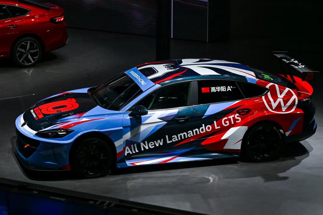 上汽大众为何还要持续升级油车?