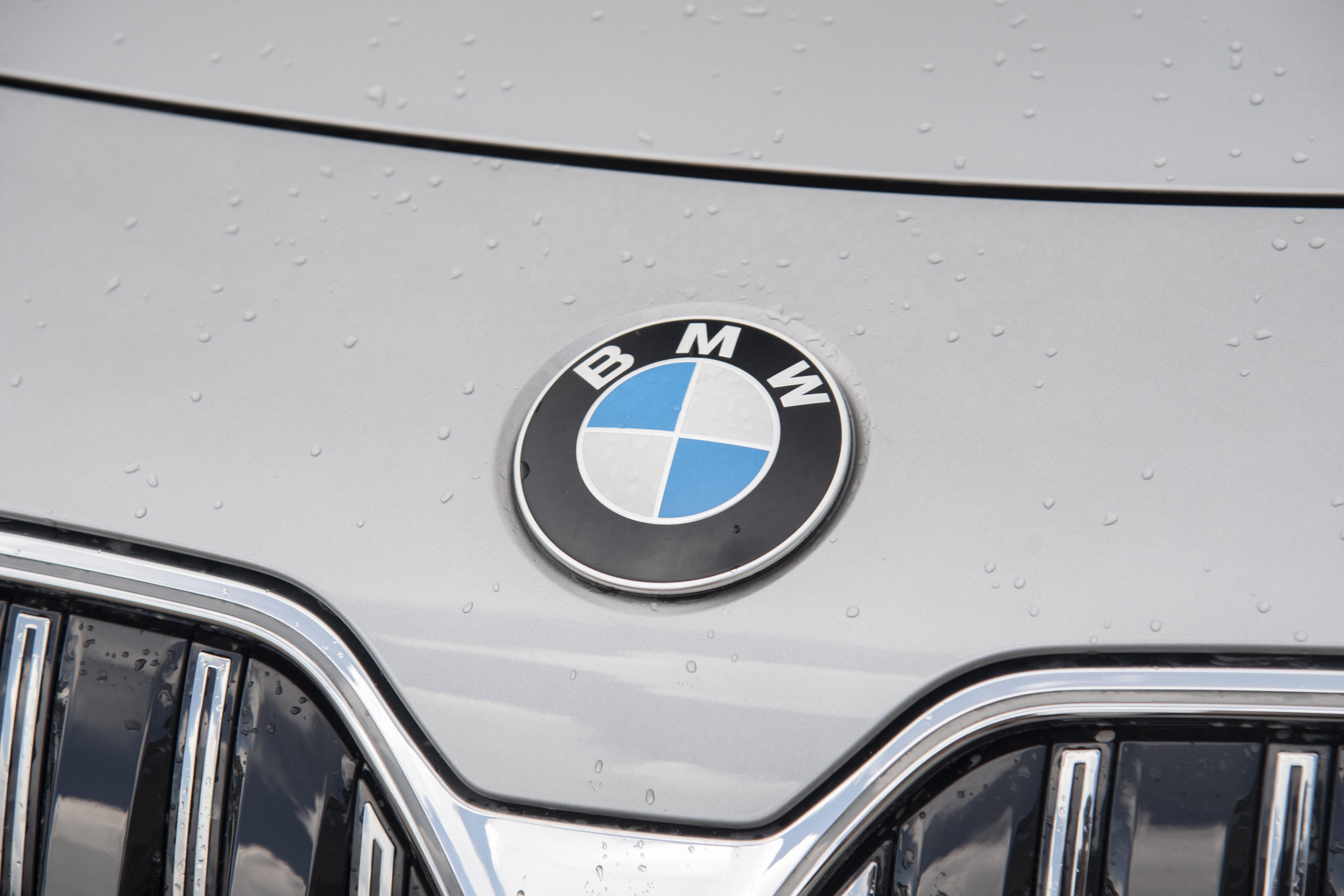 2026款宝马7系配置曝光,多选装变标配,上市待官宣