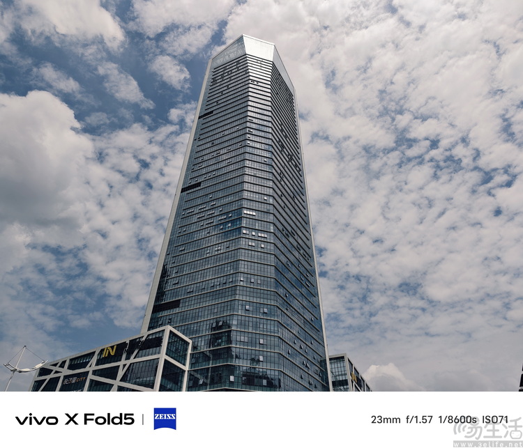 vivo X Fold 5評測：更薄、更親民，但也更強了