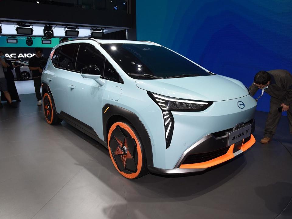 ?一口价7.98万！超大空间+低价格+“弹匣”电池，剑指比亚迪元PLUS