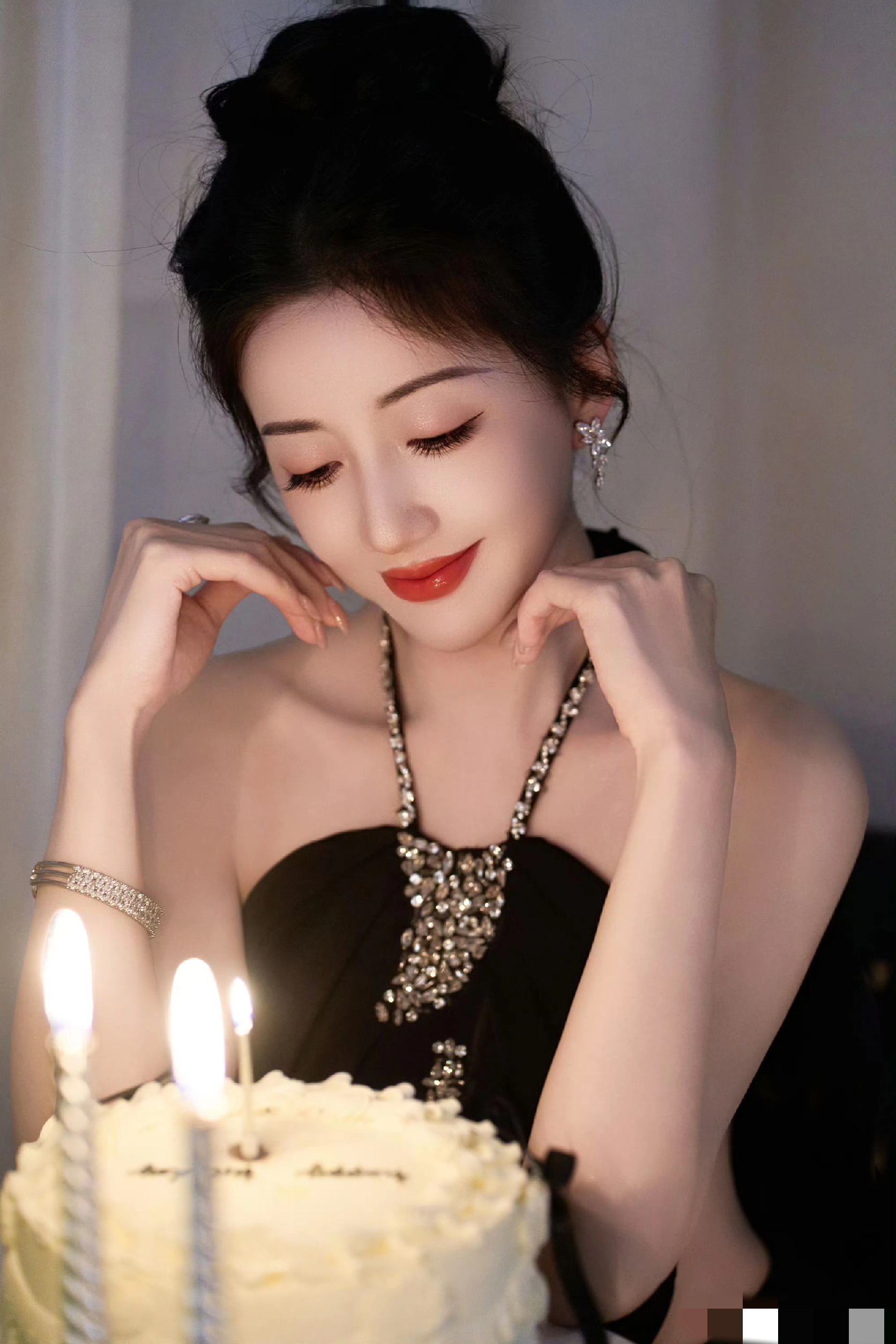 陈欣予 腰肢纤细 白嫩的能掐出水