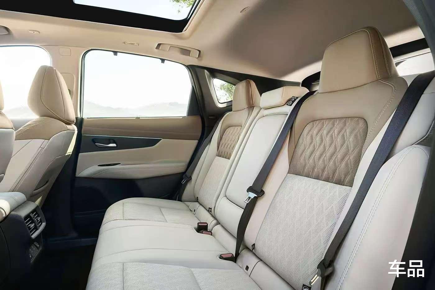 新一代日产楼兰海外上市，换装双联屏+2.0T动力，若国产你会买它吗？