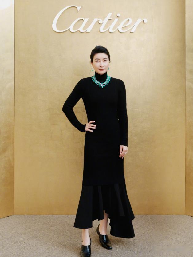 郭晶晶的“小肚子”，是打在畸形审美脸上最响亮的耳光