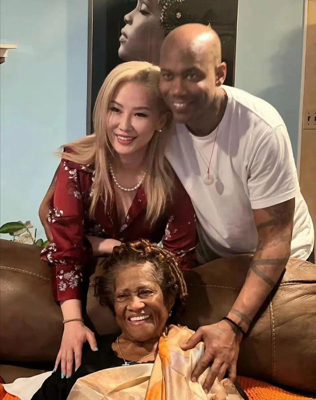 马布里宣布成中国女婿，女友身材面容姣好是歌手 两人早已见家长