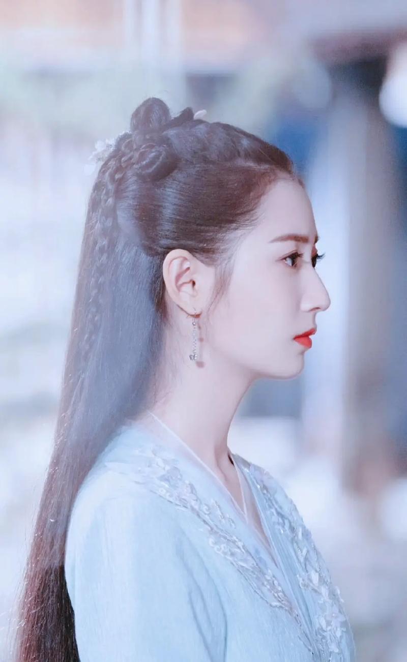 陈钰琪侧颜之美