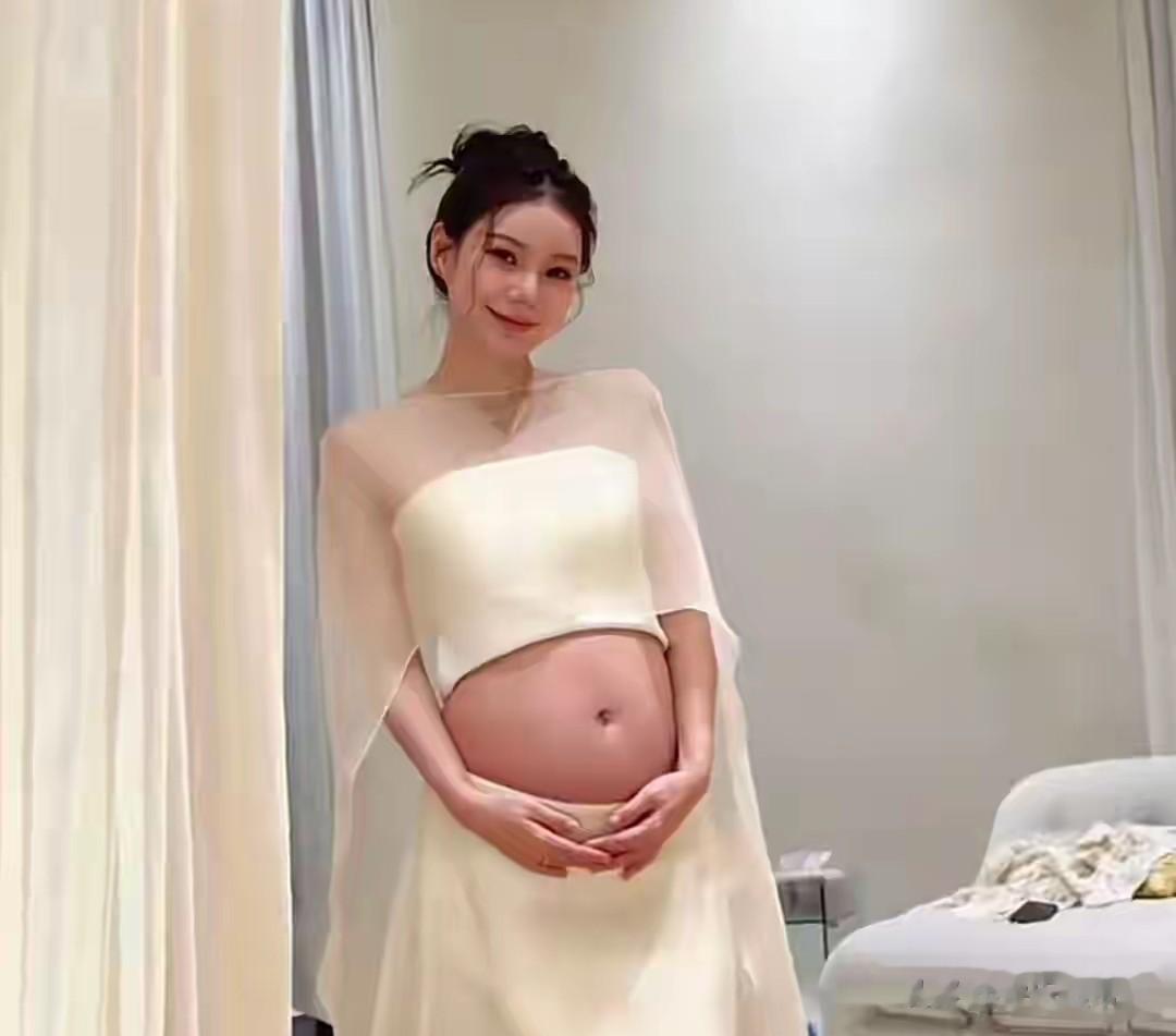 马筱梅成家里团宠，晒公婆爸妈给的新年红包，继子继女待她如亲妈
