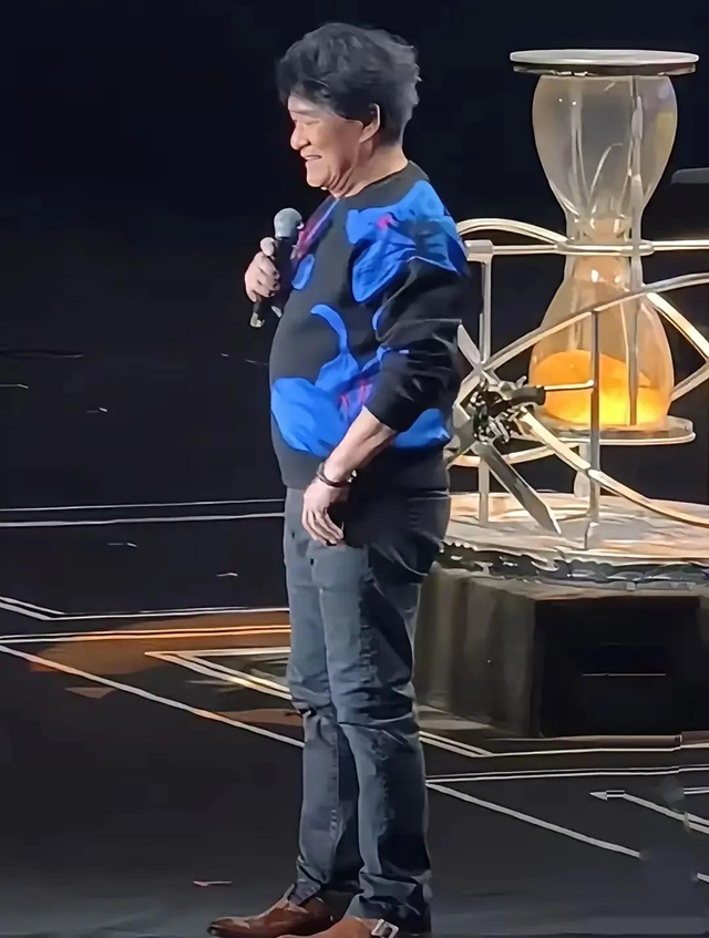 不露面不知道,一露面吓一跳!这些明星怎么突然就老得不成样子了