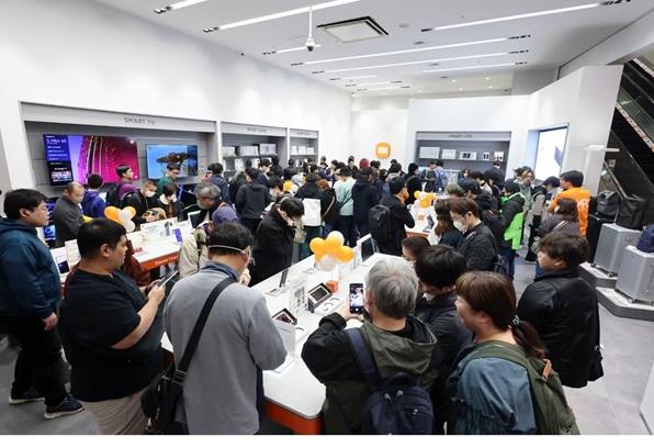 小米进军日本,小米15Ultra售价17.98万!