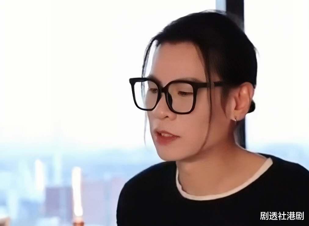 TVB前高层化浓妆上央视，内地工作出轨离婚女子，致和当红花旦分手