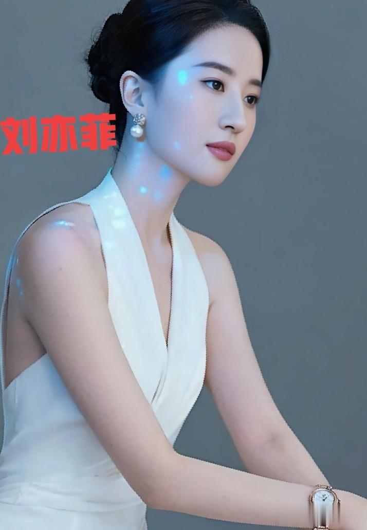 刘亦菲白色礼服裙造型惊艳绝伦气质优雅美的不可方物