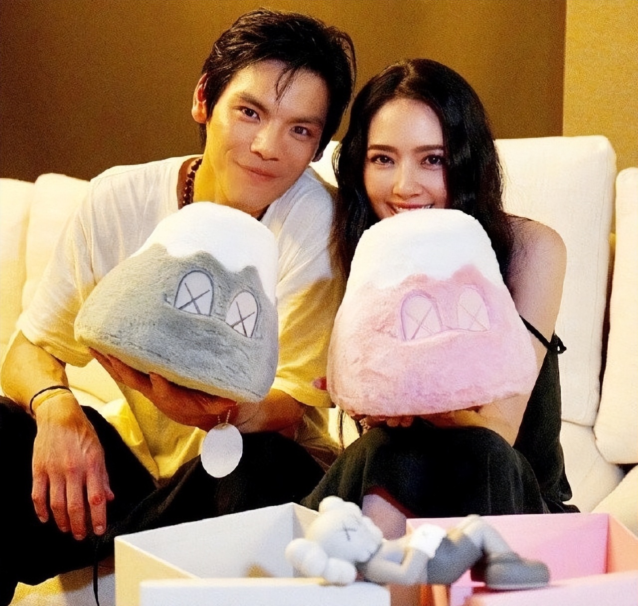 向佐不再隐瞒！坦言当年和郭碧婷求婚的真实想法，原来我们被骗了