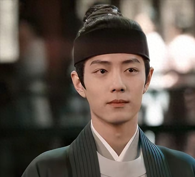 在播剧热度榜,《人生若如初见》第3,《折腰》第2,第1强势领跑