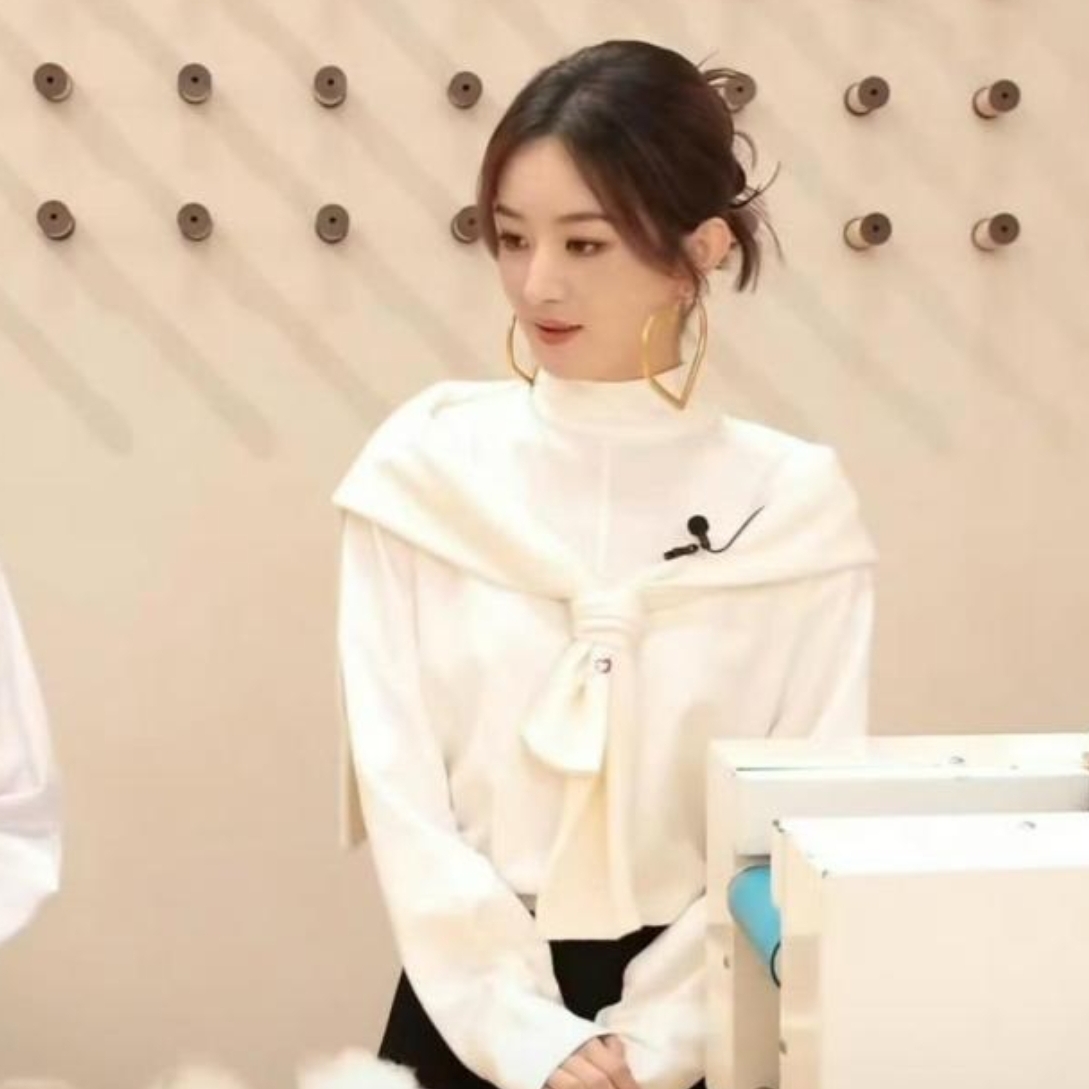 赵丽颖直播实诚答问，尽显母爱光芒！