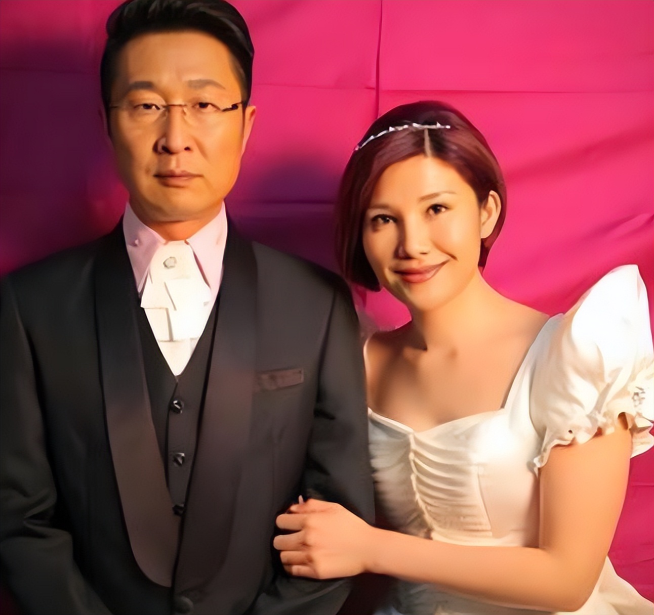 人民日报点名林永健不到24小时，令人恶心一幕出现，唐嫣肖战遭殃