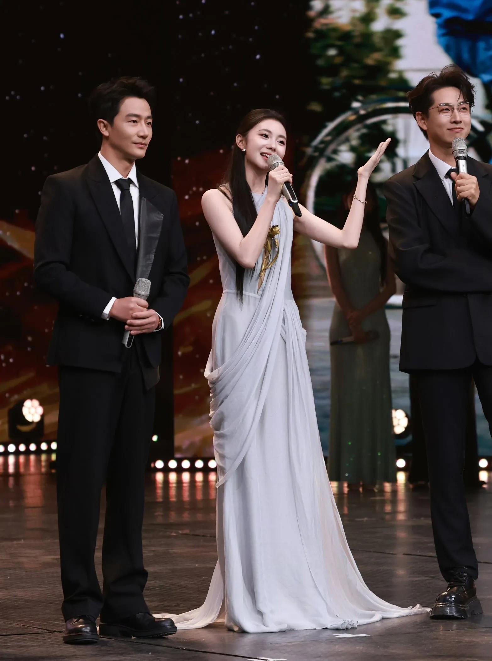 刘浩存写真美图