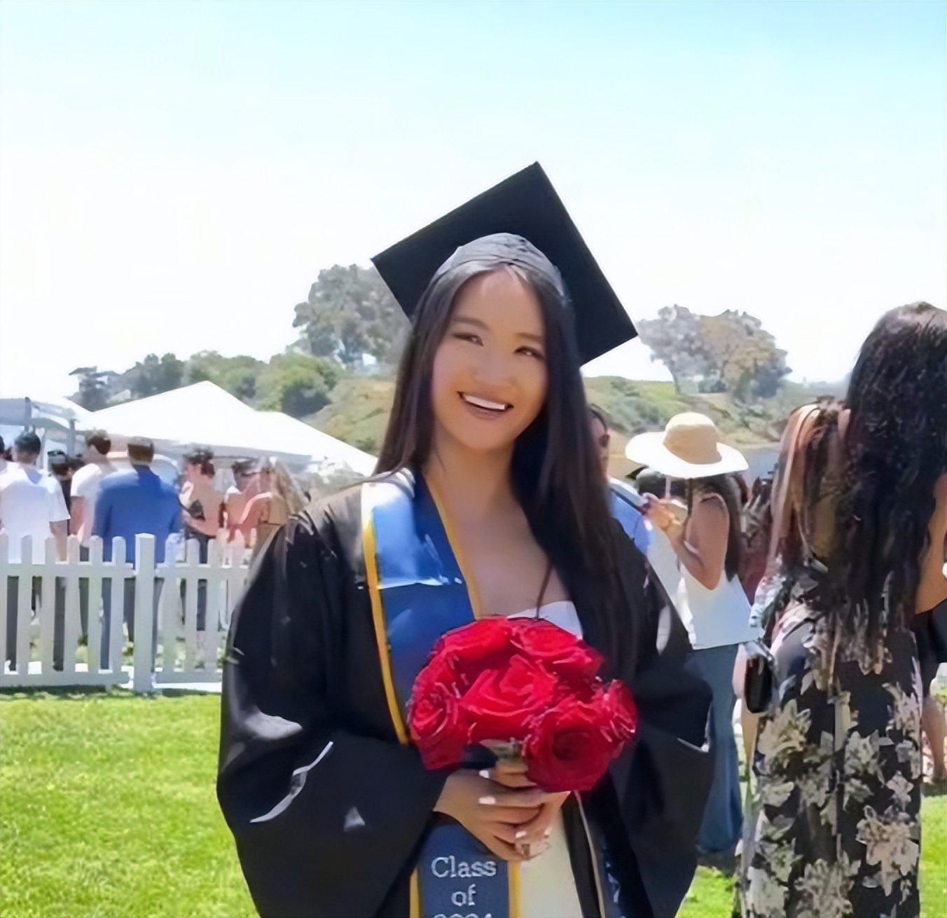 看到59岁于慧的上海大别墅,才知道她嫁给圈外医生,到底有多精明