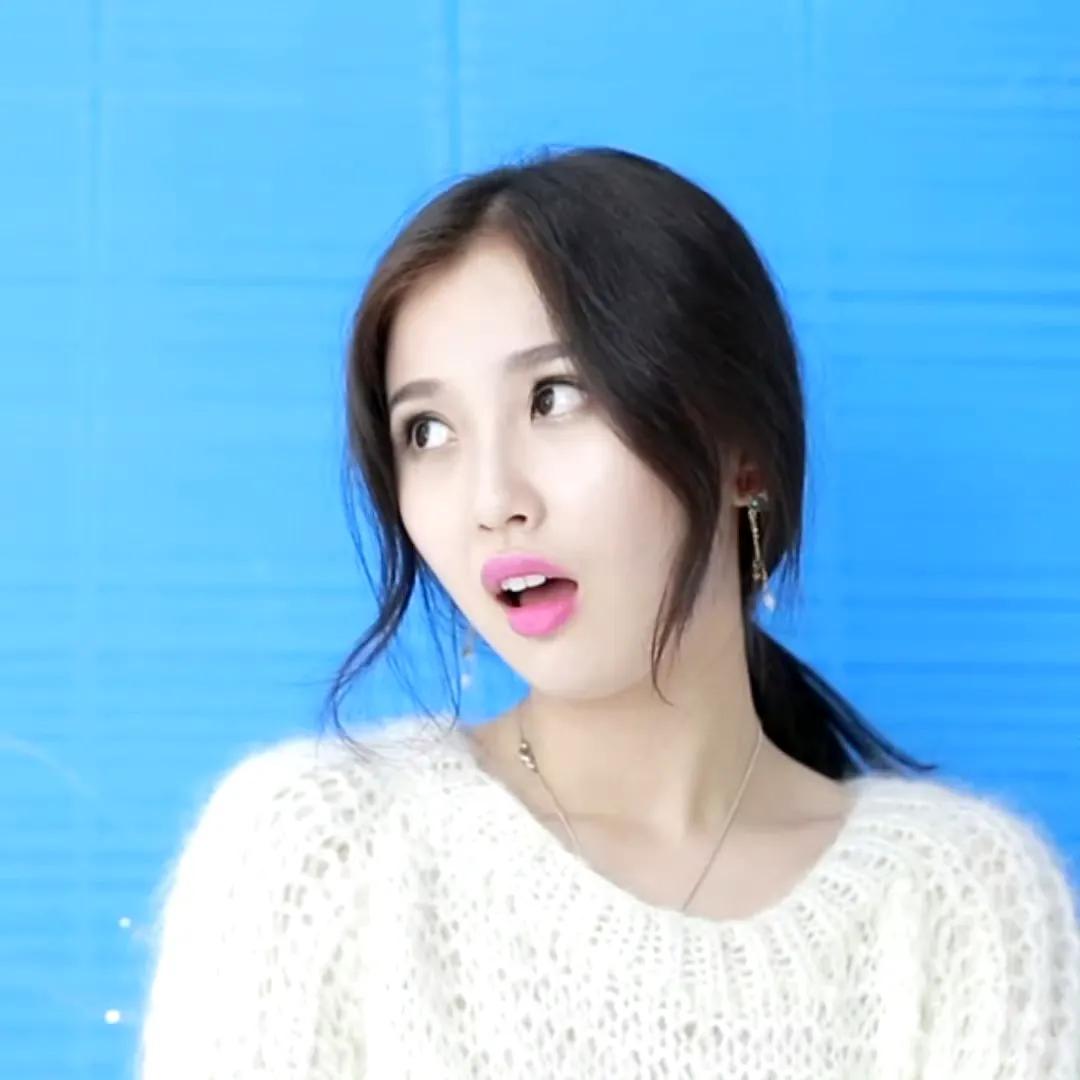 虞书欣考古表情图