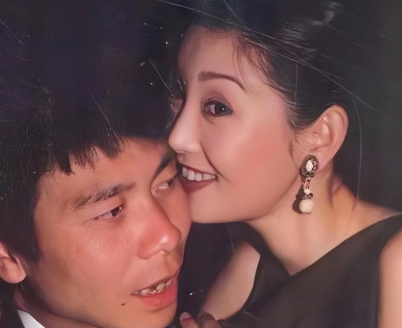 结婚26年，如今被传离婚的徐帆和冯小刚，终究为自己的行为买了单