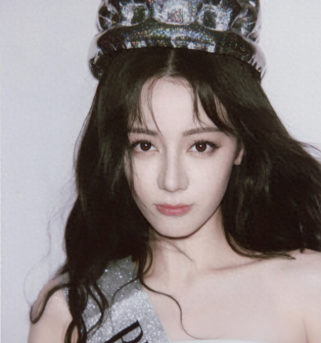 空档两年！迪丽热巴新剧《利剑玫瑰》上星央视，粉丝：不火都难！