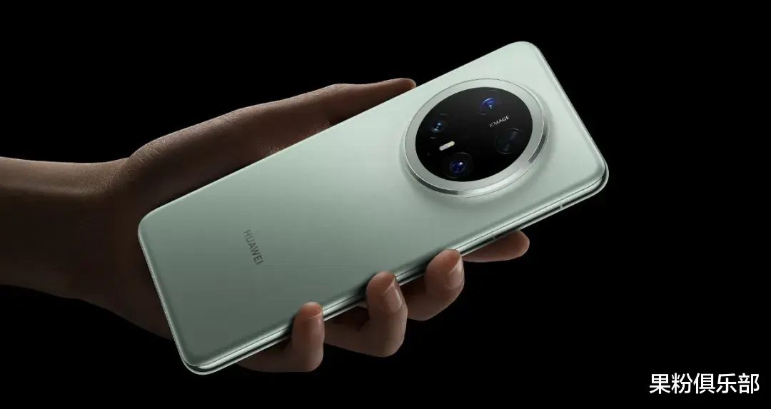 華為 Mate 80 再曝光，新技術更炸裂！