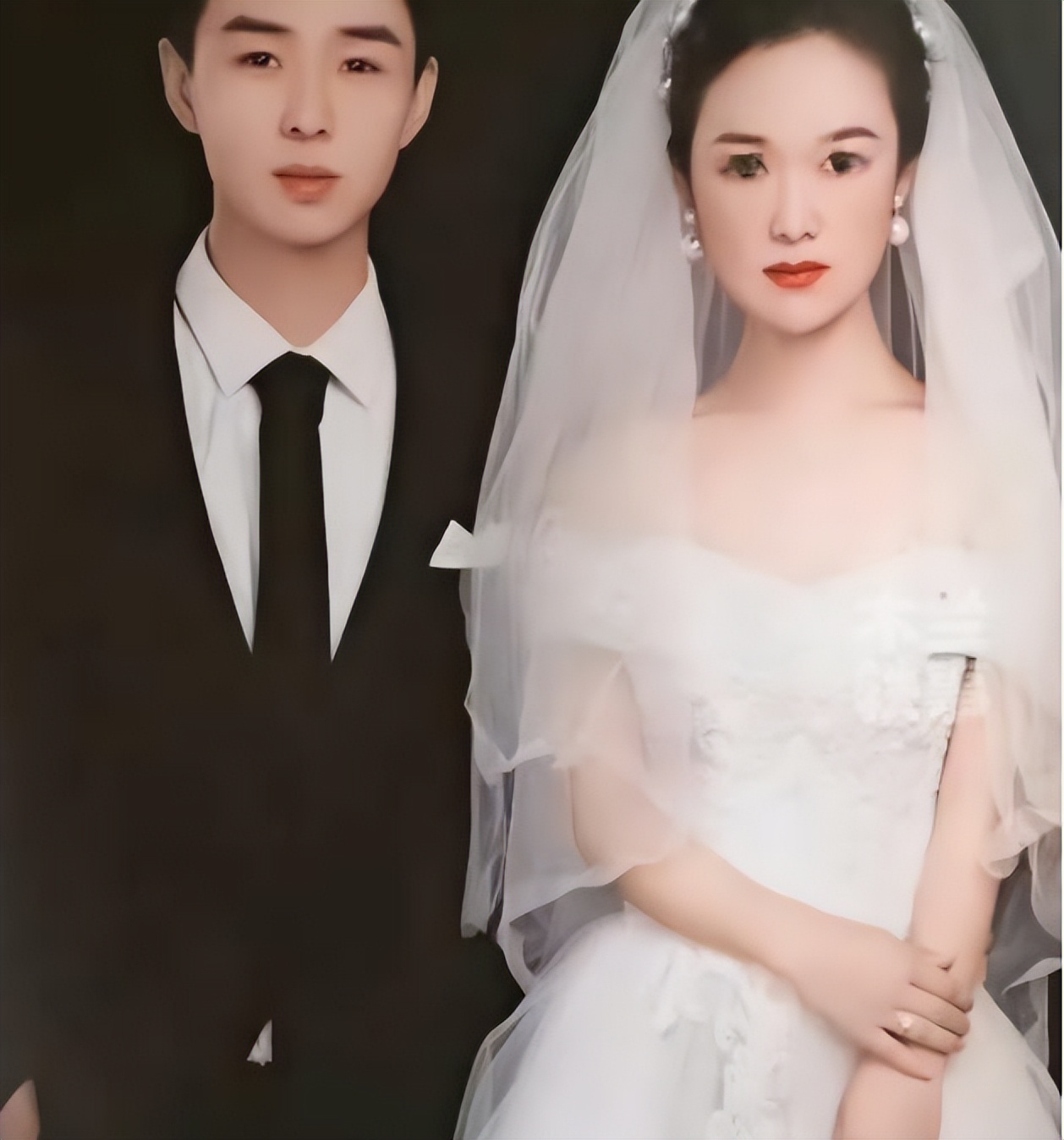 知名网红塌房后续!疑似婚内出轨,前夫连发视频爆料真相