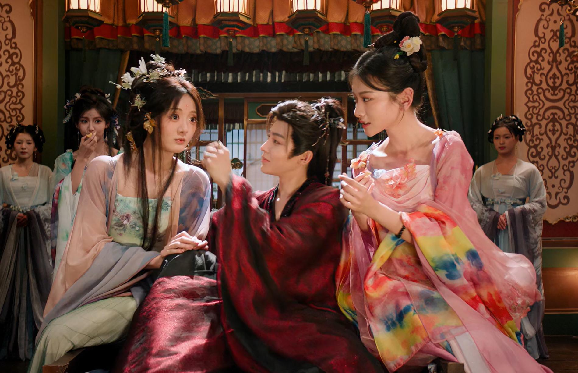 卢昱晓《入青云》里短剧演员扎堆，离开美颜滤镜，谁扛住了镜头