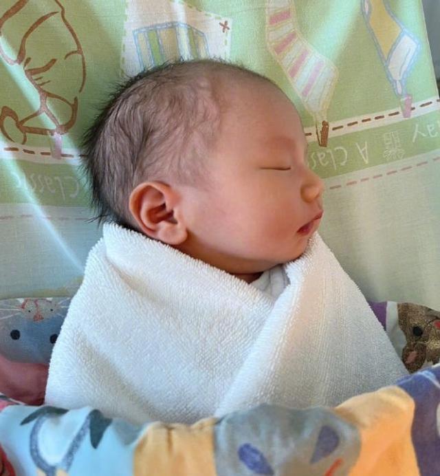 37岁女演员试管得男，40岁之前还想要二胎，老大小名曝光暗藏玄机