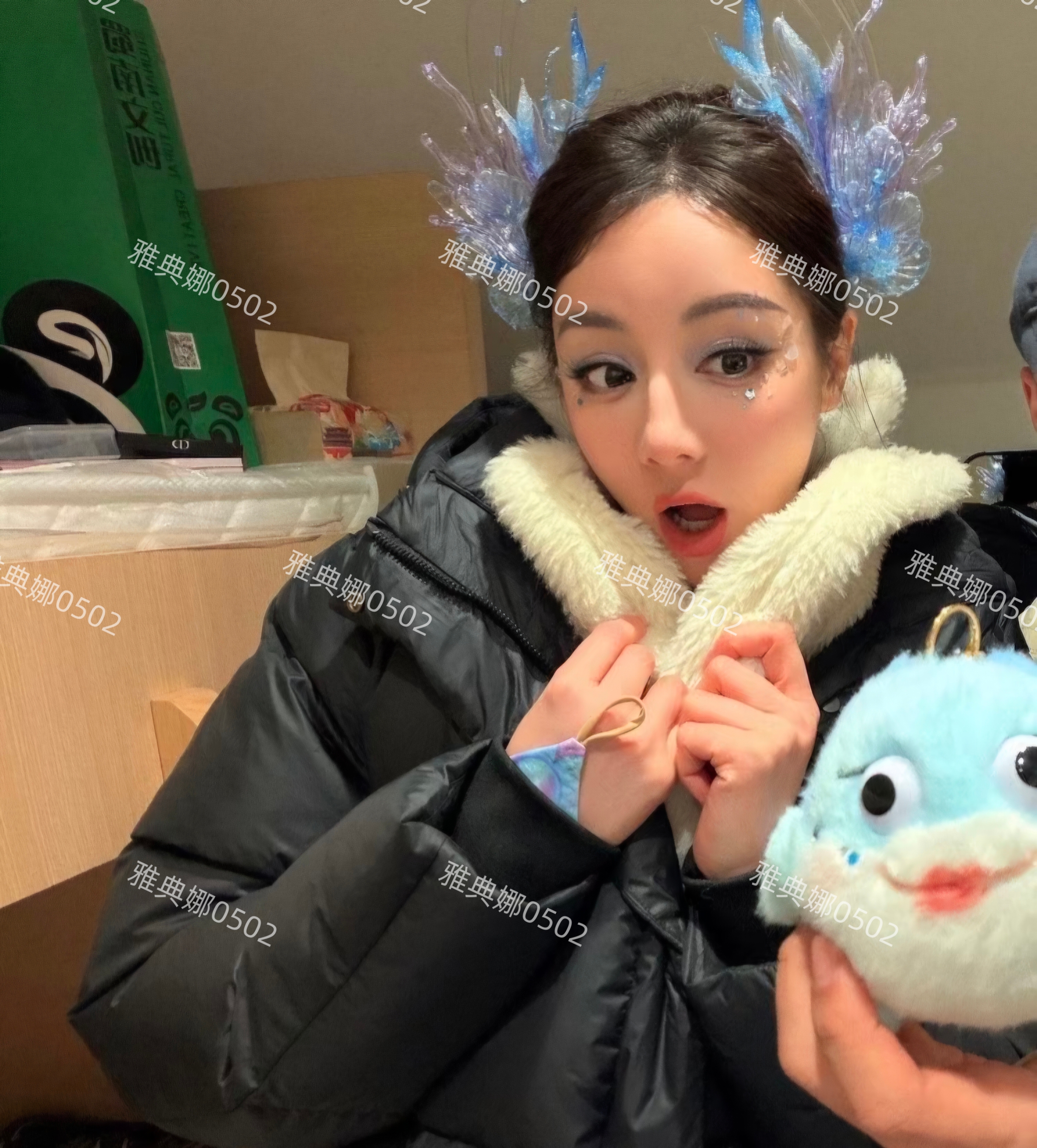 上午还在质疑迪丽热巴发福变胖，下午就被她人鱼公主的造型惊艳了