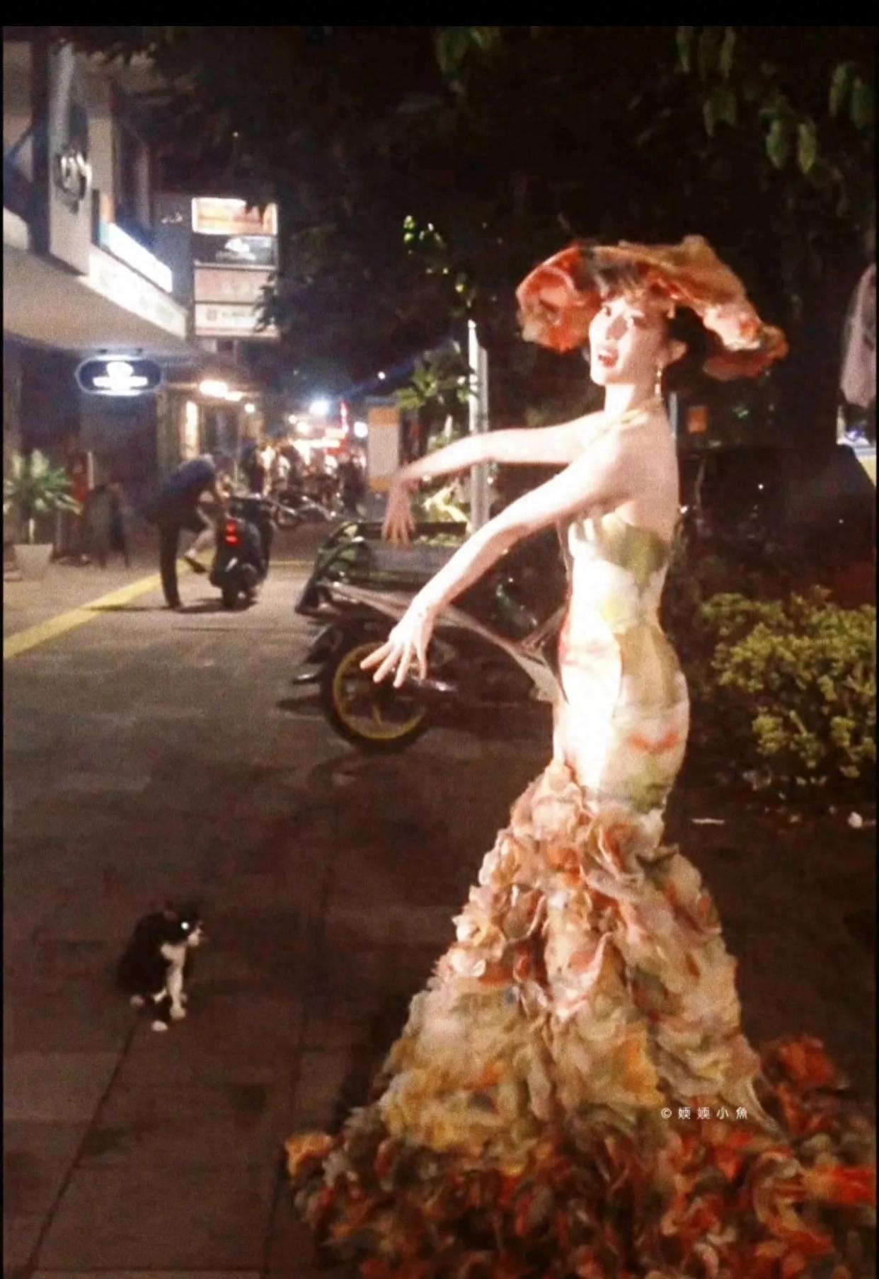 孟子义现身WeTV More印度尼西亚发布会,真是赢麻了