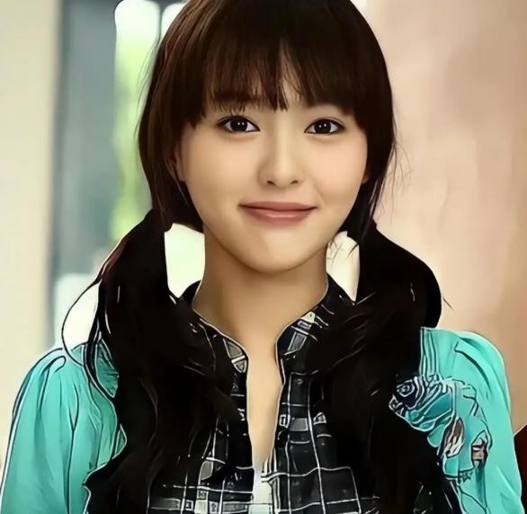 官媒发文,高调官宣唐嫣喜讯,她在2025年底打了场漂亮的翻身仗