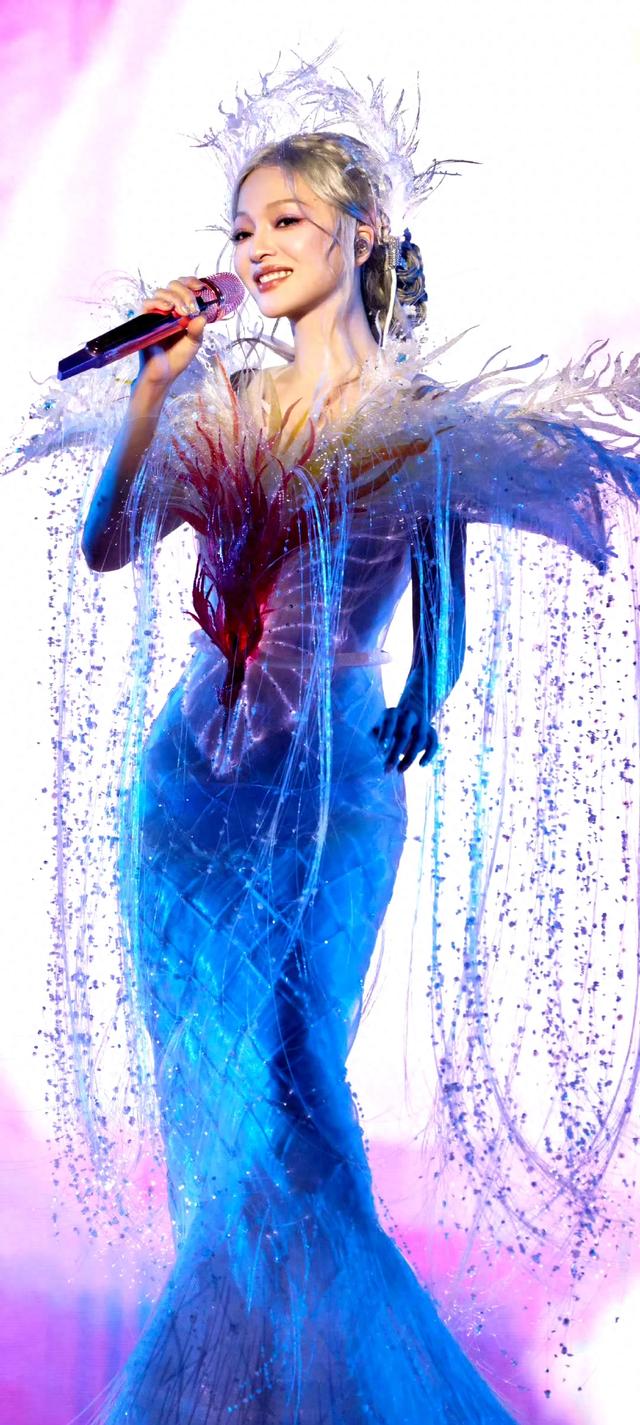 绝美演唱会造型 之张韶涵 绝美