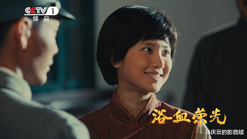 《浴血荣光》首播,焦躁的配乐,凌乱的故事,朗诵腔的台词对白