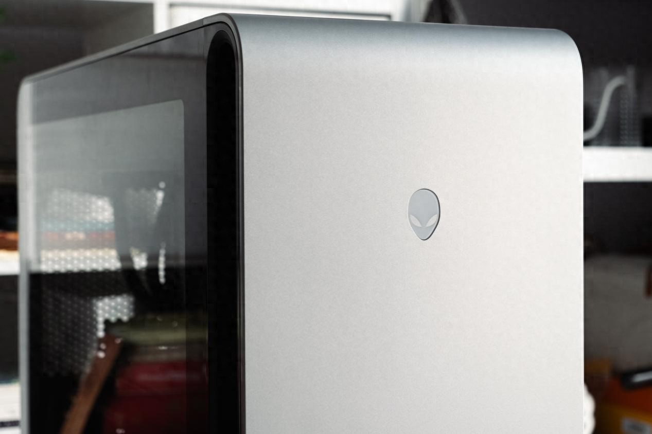 從神秘代號到硬核旗艦：Alienware外星人Area-51游戲臺式機