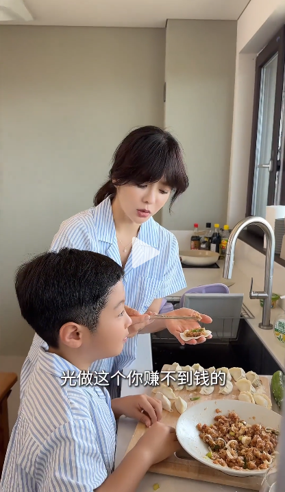 离婚5年后,蔡琳感谢高梓淇给自己家的感觉,首谈前公婆仍有心结