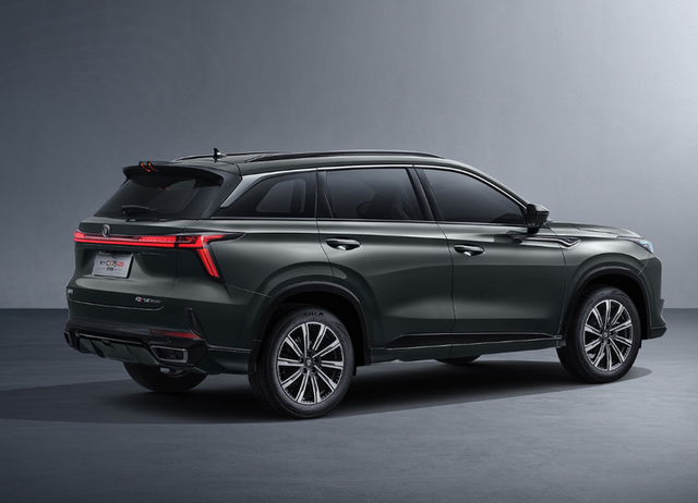 “被忽视”的理想家用SUV王者!大7座奶爸车,从11万多降到8万多