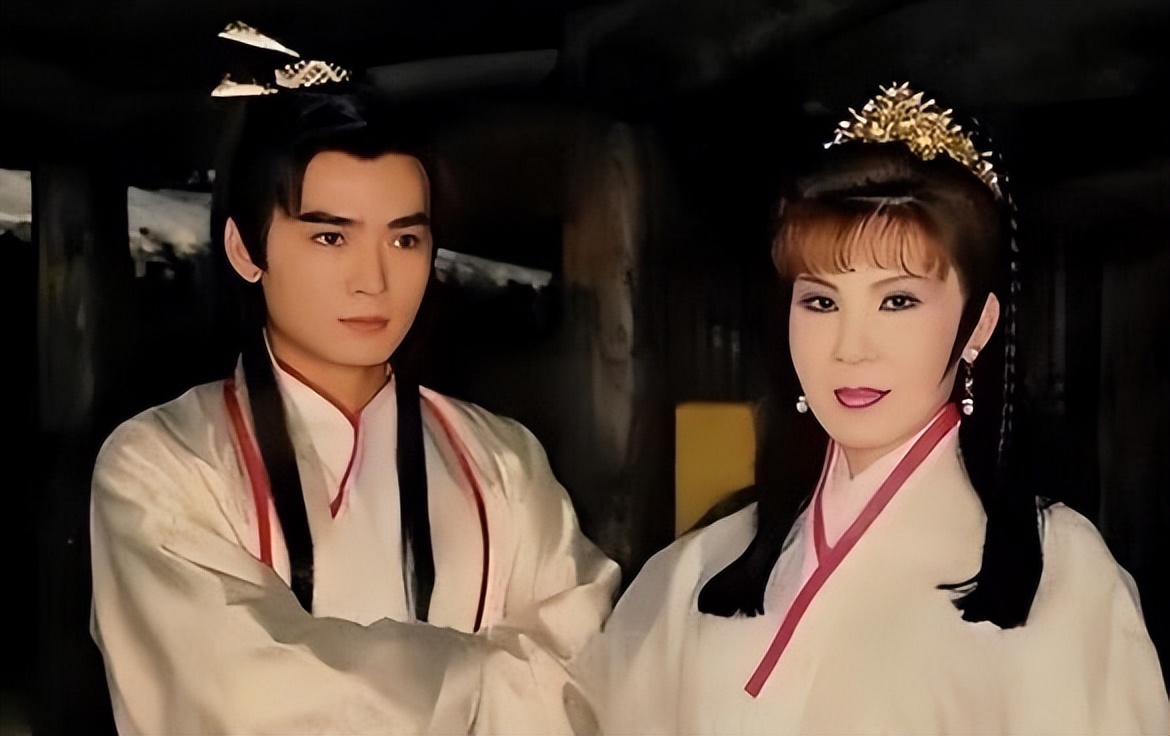 90年代的迷之审美，明明“歪瓜裂枣”，却被夸成天仙的5位女星