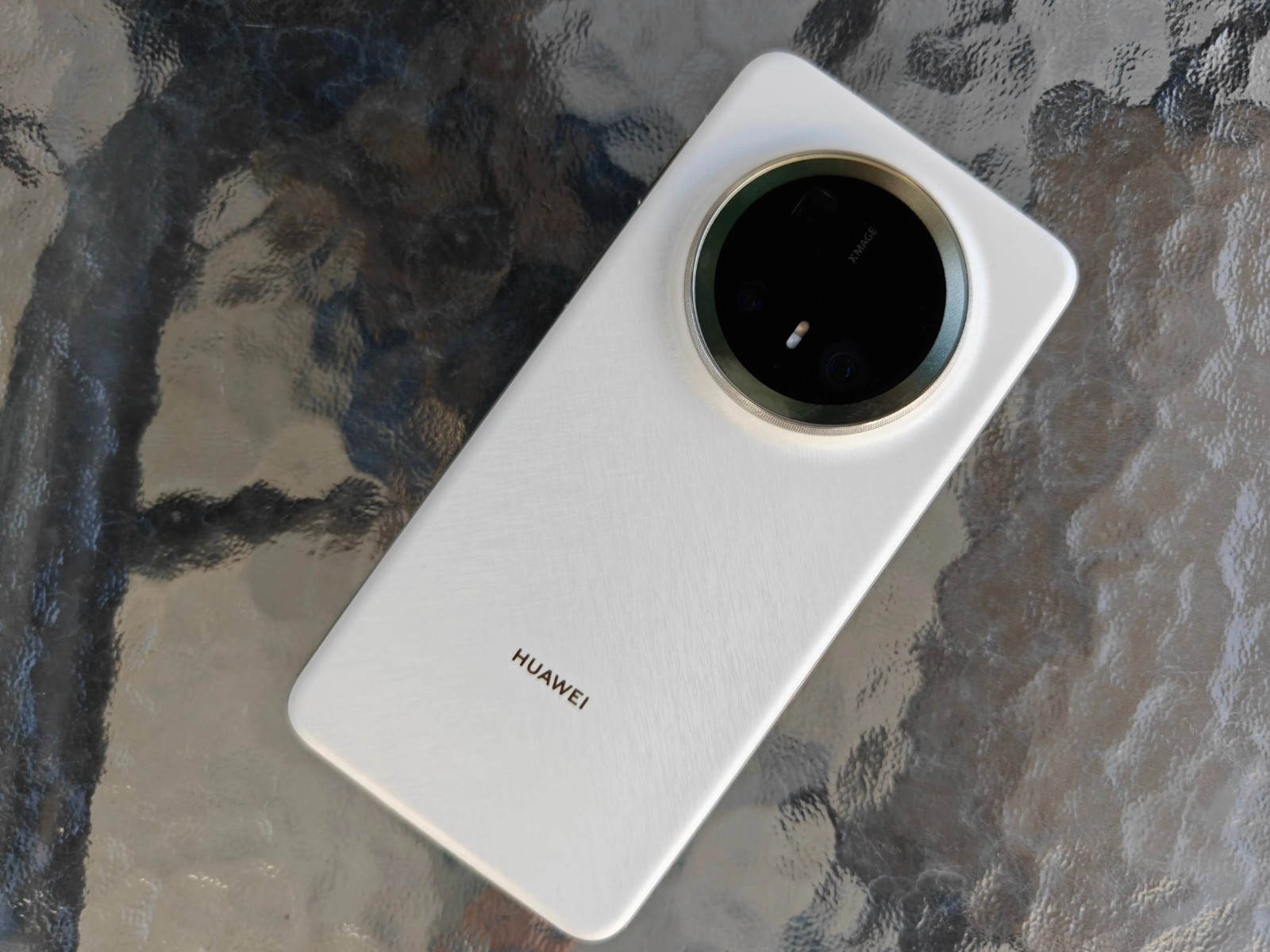 華為開始“清倉”，16GB+512GB+麒麟9020+潛望長焦，售價一跌再跌