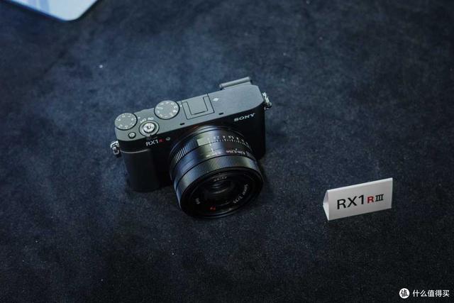 一台让人等待了10年的相机,Sony RX1R III 首发快速上手体验