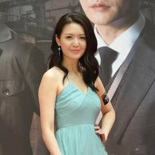 38岁港姐分手后搬出月租10万豪宅,住46平方米旧居,生活回归朴素