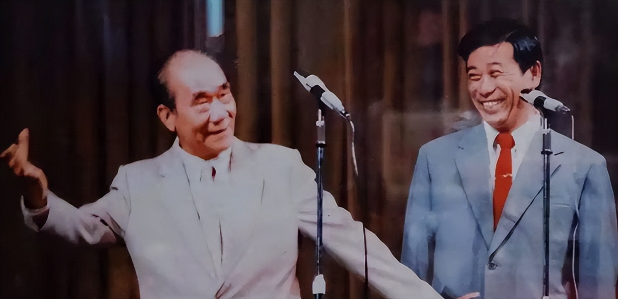 79岁侯耀华晚年凄凉!独居北京无保姆照料,家里脏乱差环境寒酸