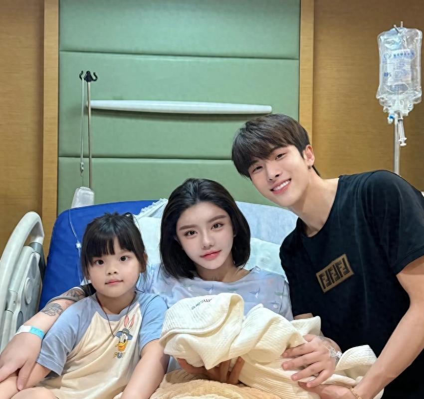 宋浩然同性恋实锤!与男性亲密照曝光,韩安冉前夫的话终于证实了