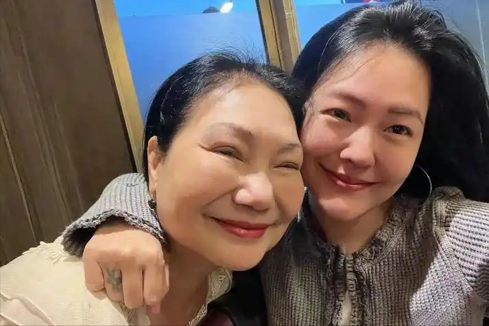 全剧终！S妈受骗白忙一场，两女婿却赚翻了，小S输得心不甘情不愿