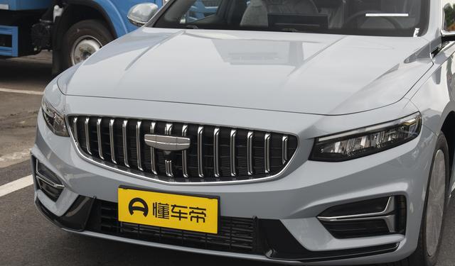 10万级家轿，月销量过万，吉利星瑞为什么这么火？看完你就明白了