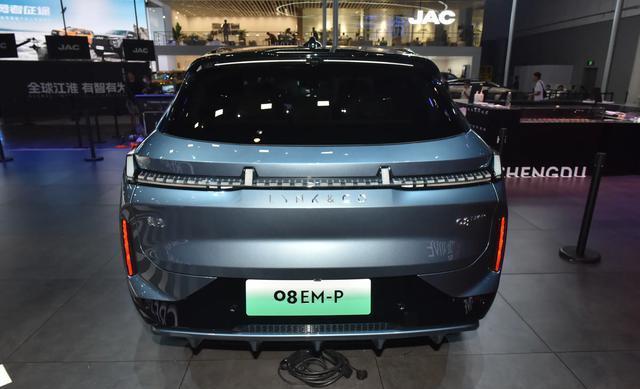 插电式混动中型SUV，配真皮、按摩座椅，香不？
