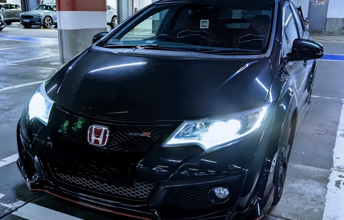 离大谱！英国大叔买新车竟\赎回\自家被盗车