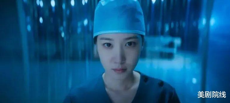 第一集就上尺度,这部新剧杀疯了