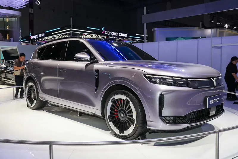 華為東風強強聯手！全球首搭華為ADS 4+鴻蒙座艙5.0，劍指理想L6