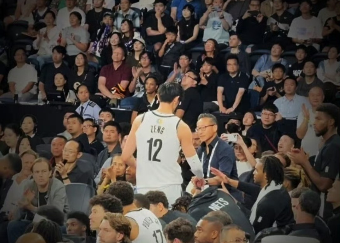 篮网把中国球迷当傻子了，票买了、会员开了，不让曾凡博上场！